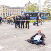 Zehn Euro Buße für den Pattex-Pater