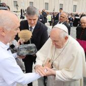 Missbrauchsopfer treffen Papst