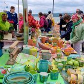 Tausende beim Töpfermarkt