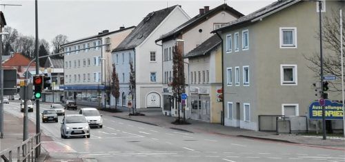 Auf der Innstraße – zwischen Chiemseestraße und Innlände – sollen Radfahrstreifen das Radfahren sicherer machen. Foto Peter Schlecker