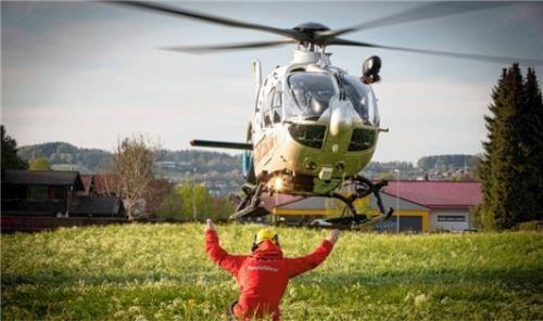Bei dem Großeinsatz wurden auch vier Hubschrauber angefordert, 70 Bergretter waren in Aktion. Fotos Lamminger