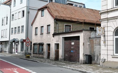 Das wohl knapp 200 Jahre alte Gebäude in der Samerstraße 11 soll abgerissen und neu gebaut werden. Foto Schlecker