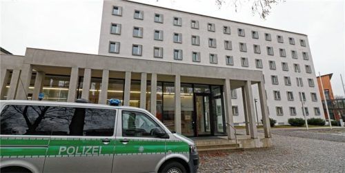 Der Fall liegt jetzt bei der Jugendkammer des Landgerichts Traunstein. Nun müssen Termine für die Hauptverhandlung gefunden werden.Foto dpa