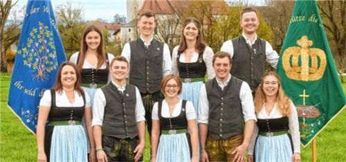 Der Festausschuss: Lisa Harter, Christian Hell, Theresa Wimmer, Florian Heumeier, Lena Bergmaier, Johannes Lechner, Magdalena Adolff, Tobias Wimmer, Franziska Hochhäuser (von oben, von links).Foto Winkler