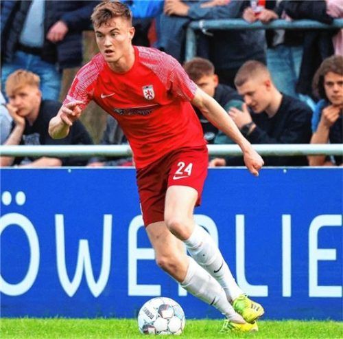 Heiß auf das Saisonfinale: der TSV Wasserburg und Allrounder Matthias Rauscher.Foto Christian Butzhammer