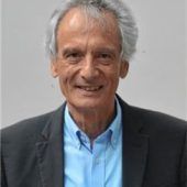 Ein Pfarrer für 32000 Katholiken