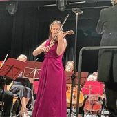 Larissa Cidlinsky begeistert mit virtuoser Fingerfertigkeit