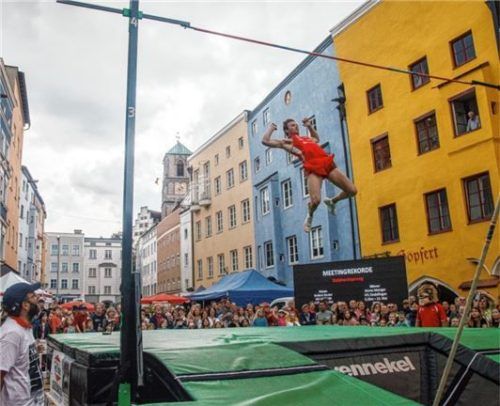 Lokalmatador Maximilian Kurzbuch stelle eine neue Saisonbestmarke auf.Foto John Cater