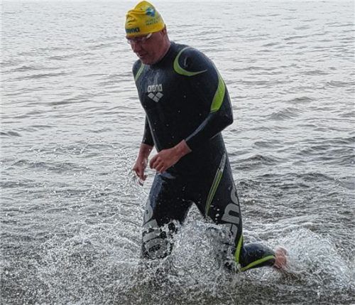 Lokalmatador Nicky Lange siegte am Simssee.Foto re