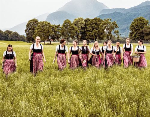 Mädels mit Musik im Blut: die Musikantinnen der Musikkapelle Nußdorf am Inn.