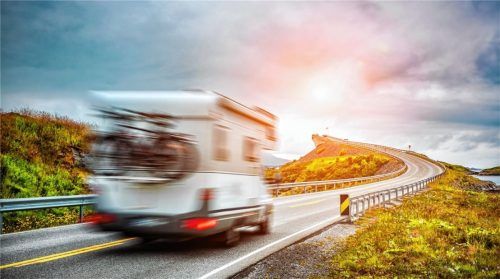 Reisemobile erfreuen sich immer größerer Beliebtheit. Foto Andrey Armyagov/Fotolia