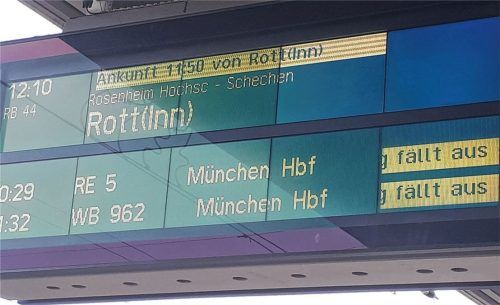 Und schon wieder fällt der Zug aus: Der Streik ist bei der BRB und BOB alles andere als abgesagt. Fotos Wildauer