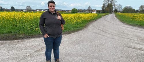 Ursula Schatz findet den Schulweg ihrer Tochter zu gefährlich. Foto Paula L. Trautmann/dpa