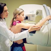 Brustkrebs: Früherkennung rettet Leben