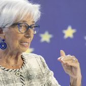 Lagarde kündigt Zinserhöhung an