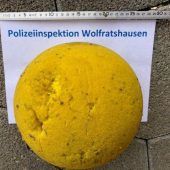Eklat beim Aktionstag: Ball trifft Feuerwehrfrau im Gesicht
