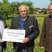 IG Rosenheim spendet Volksbund 2000 Euro