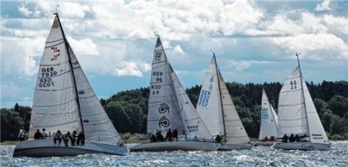 Am 1. Juli wird wieder um das Blaue Band von Seebruck gesegelt.