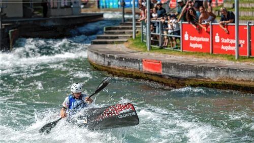 Christina Massini, die für den Kajak Klub Rosenheim startet, qualifizierte sich für die Heim-Weltmeisterschaft in Augsburg und fuhr mit Platz acht ein beachtliches Ergebnis ein. Foto privat