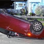 Auto überschlägt sich in Ramerberg