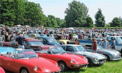 Das Oldtimer-Festival in Maxlrain zog wieder Tausende Besucher an. Foto Baumann