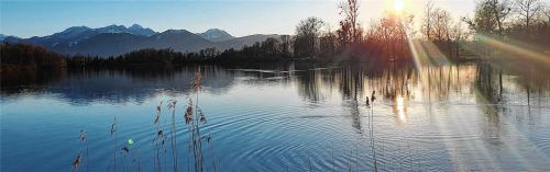 Der Happinger See ist ein Idyll. Den bisherigen Pächtern des Kiosks fällt der Abschied nicht leicht.Foto Karin Riechel