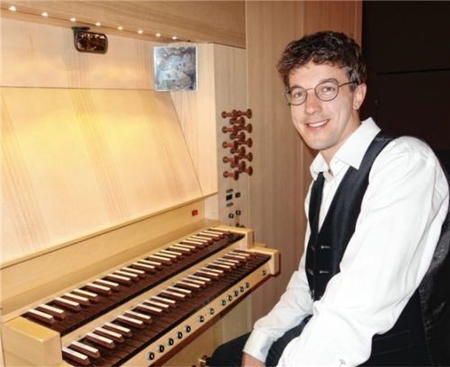 Der Organist Johannes Berger aus Oberaudorf ist in der Konzertreihe „Orgel plus ...“ am 29. Juli zu erleben. Foto re