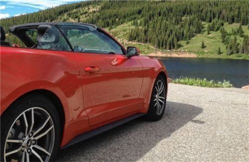 Der Urlaub steht an, vorher sollte das Fahrzeug noch einmal gründlich gecheckt werden. Foto Pixabay/athacker