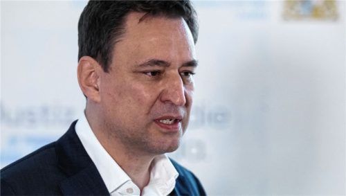 Die CSU veranstaltet einen Juristenempfang im Ballhaus. Eingeladen ist unter anderem Bayerns Justizminister Georg Eisenreich. Foto dpa