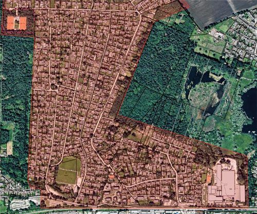 Für das rot markierte Gebiet im Kolbermoorer Norden wird jetzt ein energetisches Quartierskonzept erarbeitet. Damit beauftragt wurde das Institut für nachhaltige Energieversorgung (INEV) aus Rosenheim. In einem ersten Schritt werden Fragebögen erarbeitet, die den mehr als 800 Eigentümern zugesandt werden sollen. Foto  Stadt Kolbermoor