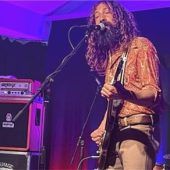 70er-Jahre-Vibe mit Westküsten-Gesangsharmonien