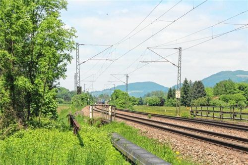 Im geraden Streckenabschnitt zwischen Fischbach und Kirnstein könnte laut Gemeinderat eine Verknüpfungsstelle für den Brenner-Nordzulauf entstehen.Foto Steffenhagen