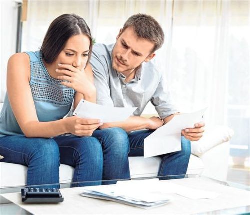 Junge Familien dürften von dem neuen Förderprogramm eher enttäuscht sein, so sieht es jedenfalls der Bauherren-Schutzbund. Foto AntonioGuillem/Panthermedia