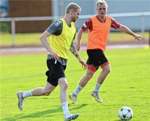 Sie sollen die Mannschaft führen: Maximilian Pichler (vorne) und Maximilian Mayerl.Foto Hans-Jürgen Ziegler
