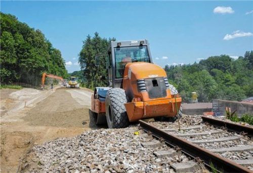 So richtig fertig sieht es noch nicht aus. Ab 23. Juni sollen hier wieder Züge fahren. Foto Kirchgraber