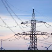 „Neue Leitungen senken Strompreise“