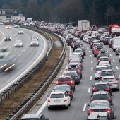 Klimabericht: CO2-Ausstoß sinkt zu langsam