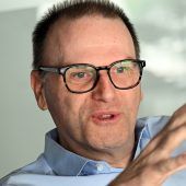 Vodafone-Chef übt Selbstkritik