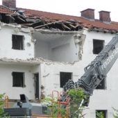 Der Abriss des „Invalidenbaus“ hat begonnen