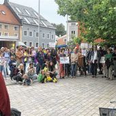 Anti-Queer-Post: Demo am Rathaus