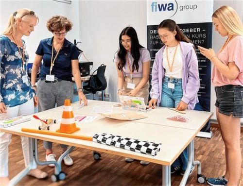 Bei Workshops beschäftigten sich die Schülerinnen mit konkreten Aufgabenstellungen aus dem MINT-Bereich.