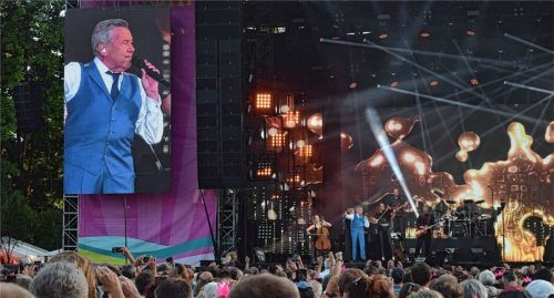 Der Kaiser zu Gast auf dem Rosenheimer Sommerfestival.Foto brodschelm