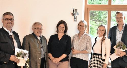 Die Hauptversammlung des CSW fand in Anwesenheit von (von links) Vorsitzendem Stefan Lederwascher, Verwaltungsrat Lothar Heusler, Schriftführerin Christine Berger, Geschäftsführerin Eva Faltner, Pflegedienstleitung Nathalie Winterling und Steuerberater Georg Winkler statt.Foto WEISS