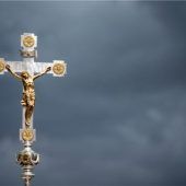 Besser ein Wille zum Neuaufbau als der Austritt aus der Kirche