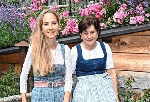 Ein starkes Team: Tamara Scheidler (links) übernimmt die Leitung der Pension. Unterstützung erhält sie von ihrer Mutter Helga Kalweit.