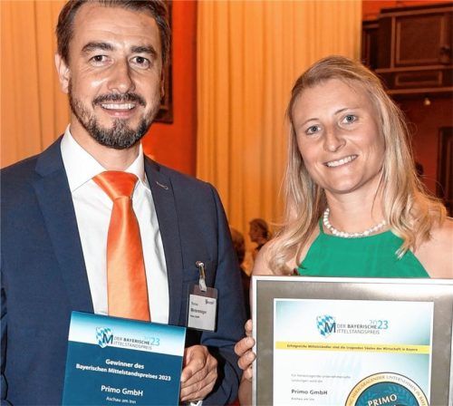 Eine besondere Auszeichnung für Thomas und Stefanie Wintersteiger: der Bayerische Mittelstandspreis 2023. Foto Schneider-Press/Frank Rollitz