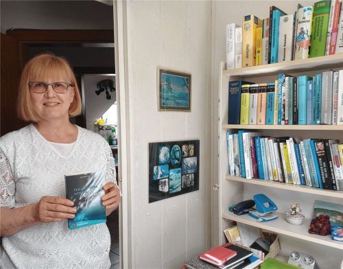 Für Ines Drosta ist das Schreiben von Kurzgeschichten ein besonders wertvolles Hobby. Foto Beuerlein