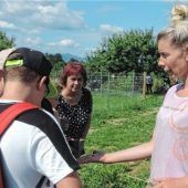 Fünftklässler erlernen die Gemüseproduktion