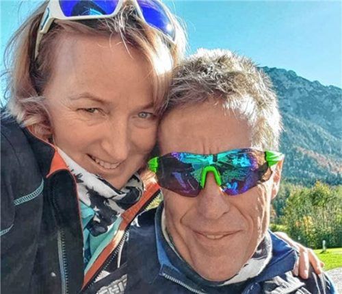 Jürgen Deinhart und Annett Liedtke aus dem Chiemgau haben über 30000 Euro bei FlexiCamper in Rosenheim angezahlt – auf ihr Wohnmobil warten sie noch heute. Foto  privat