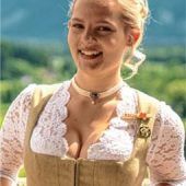 Startnummer 2: Karina Meier